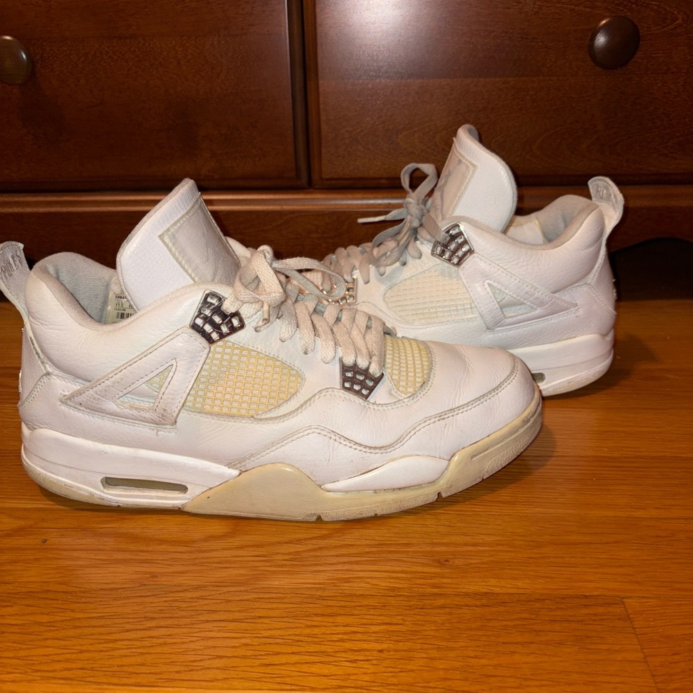 2006 Jordan 4 Pure Money